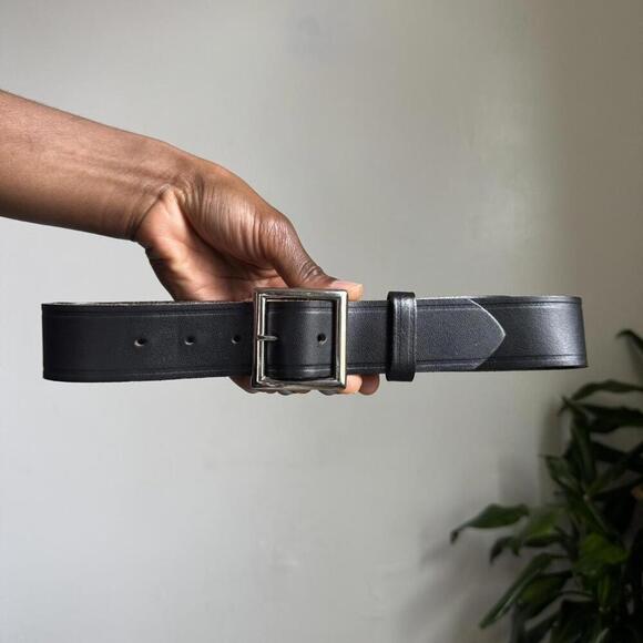 Vintage unisex‎ Black and silver Minimaliste belt Size 44